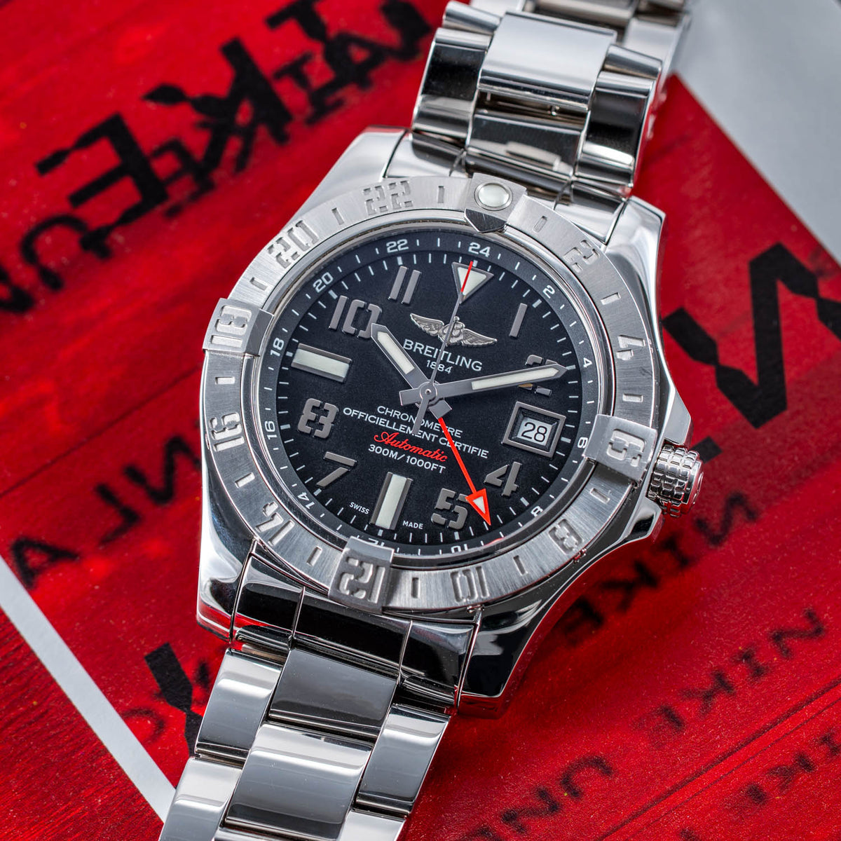 Breitling Avenger II GMT 43mm - A32390