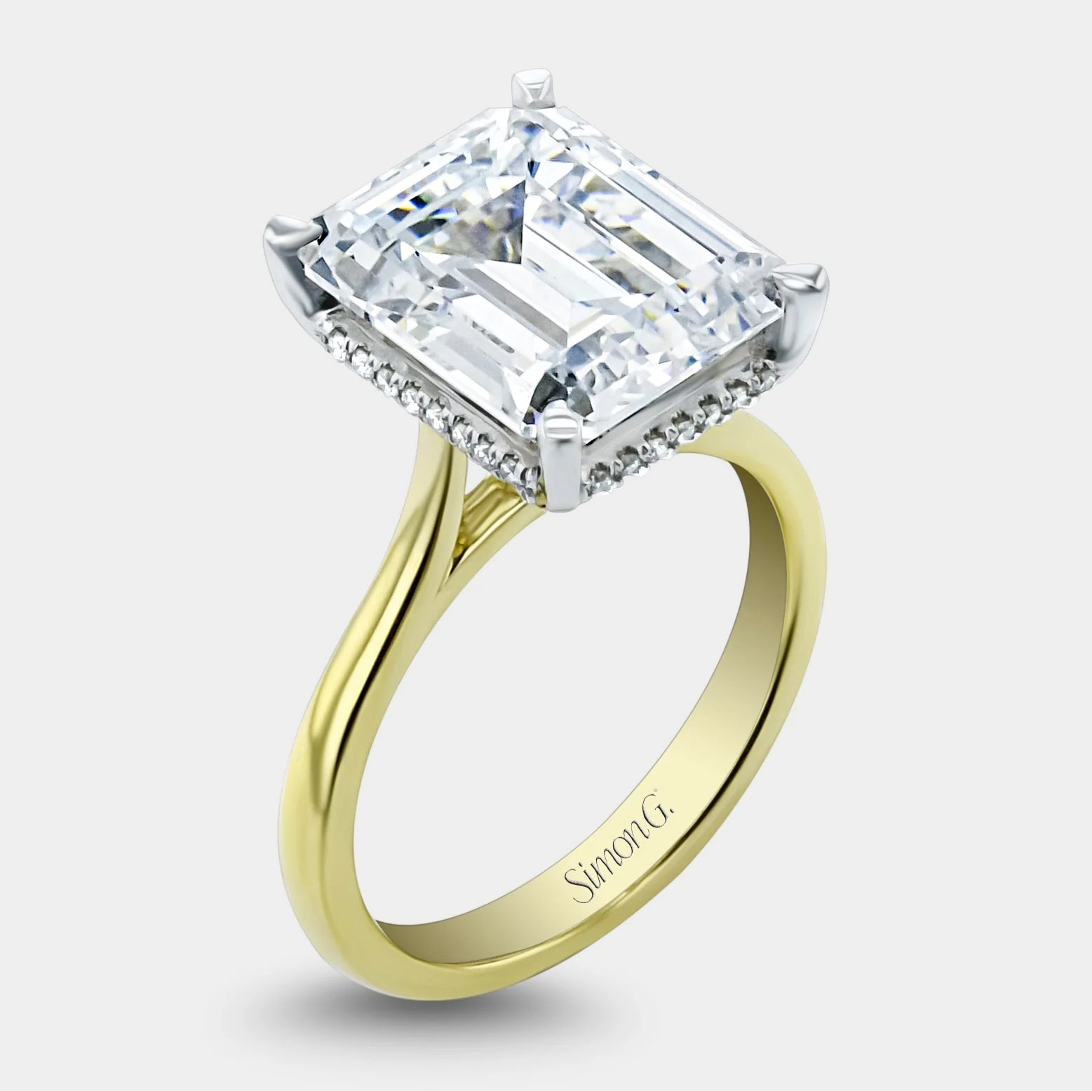 Emerald Solitaire 18K Yellow Gold Engagement Ring - LR125