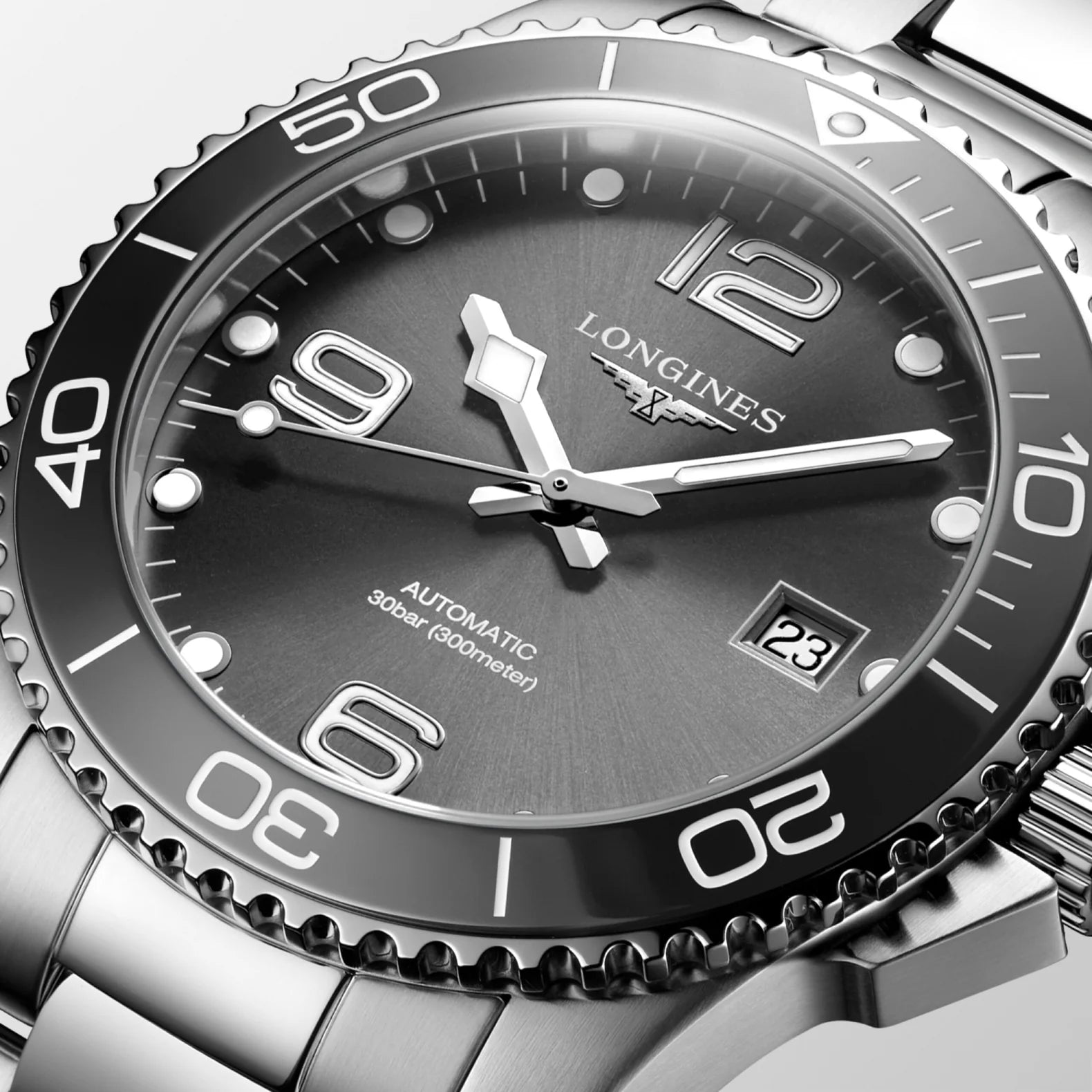 HydroConquest 41mm - Grey Dial on Bracelet