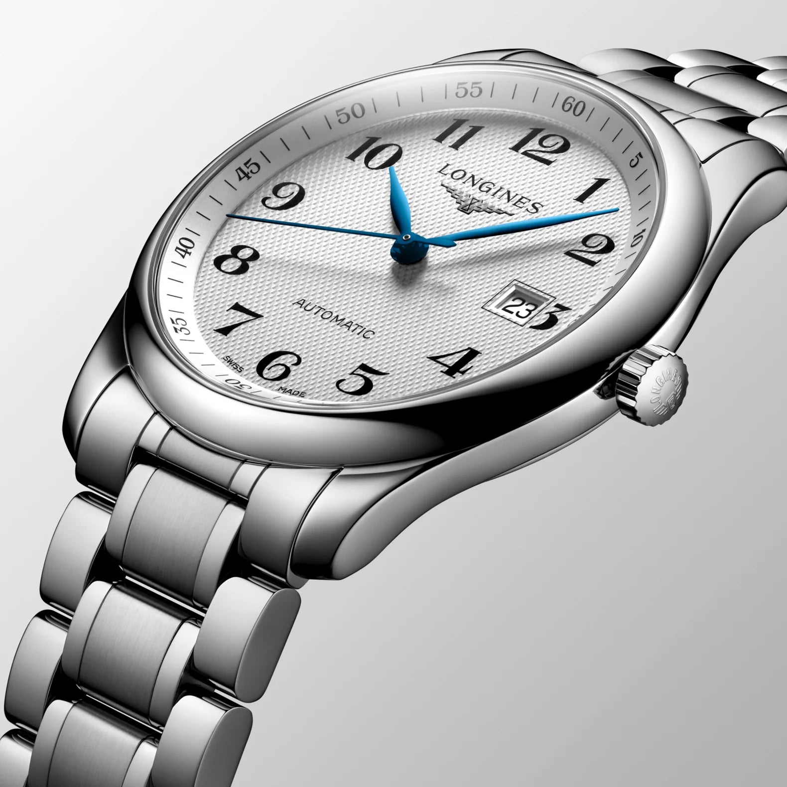 Master Collection 40mm - Silver Textured Dial on Bracelet