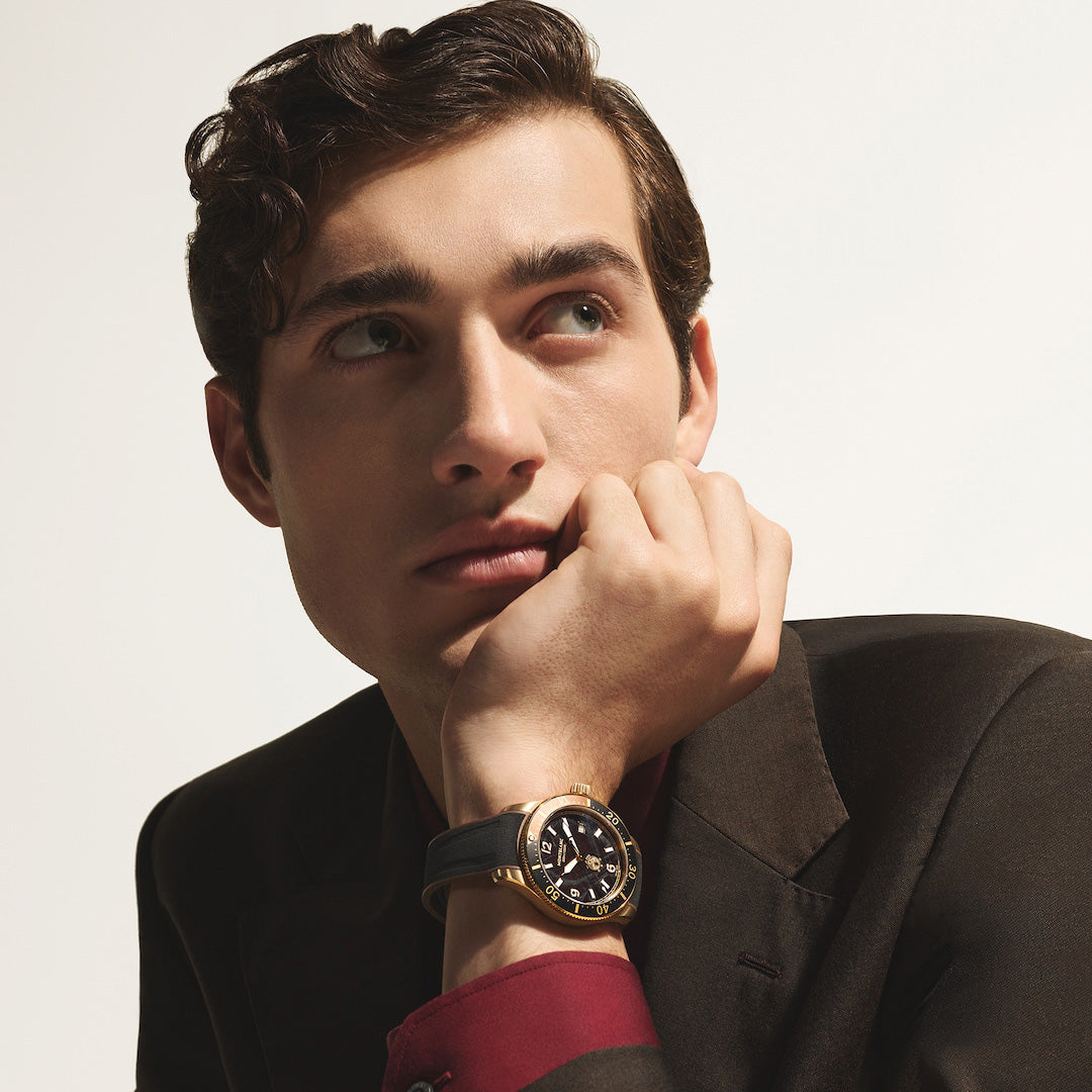 Iced Sea Date – Black Glacier Dial On Rubber Strap