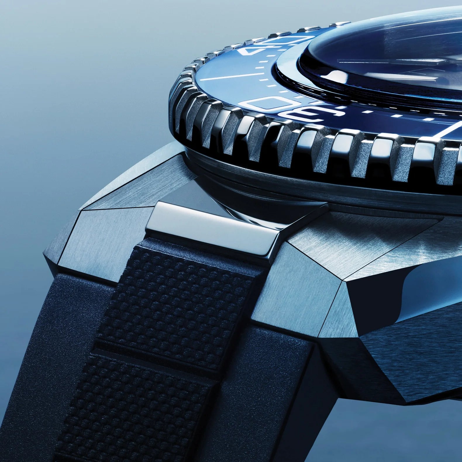 Seamaster Planet Ocean 42mm - Blue Bezel Black Dial on Rubber Strap