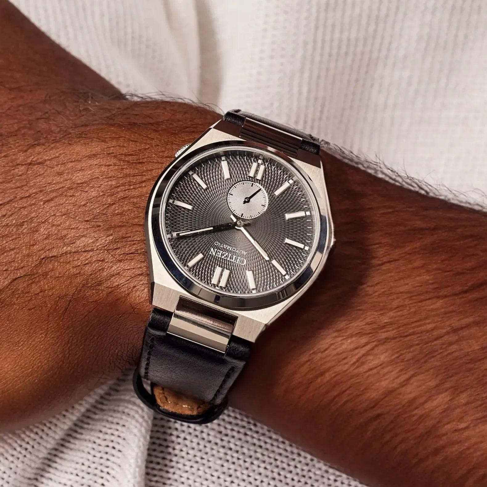 Tsuyosa Small Seconds 40mm - Gray Texture Dial on Strap