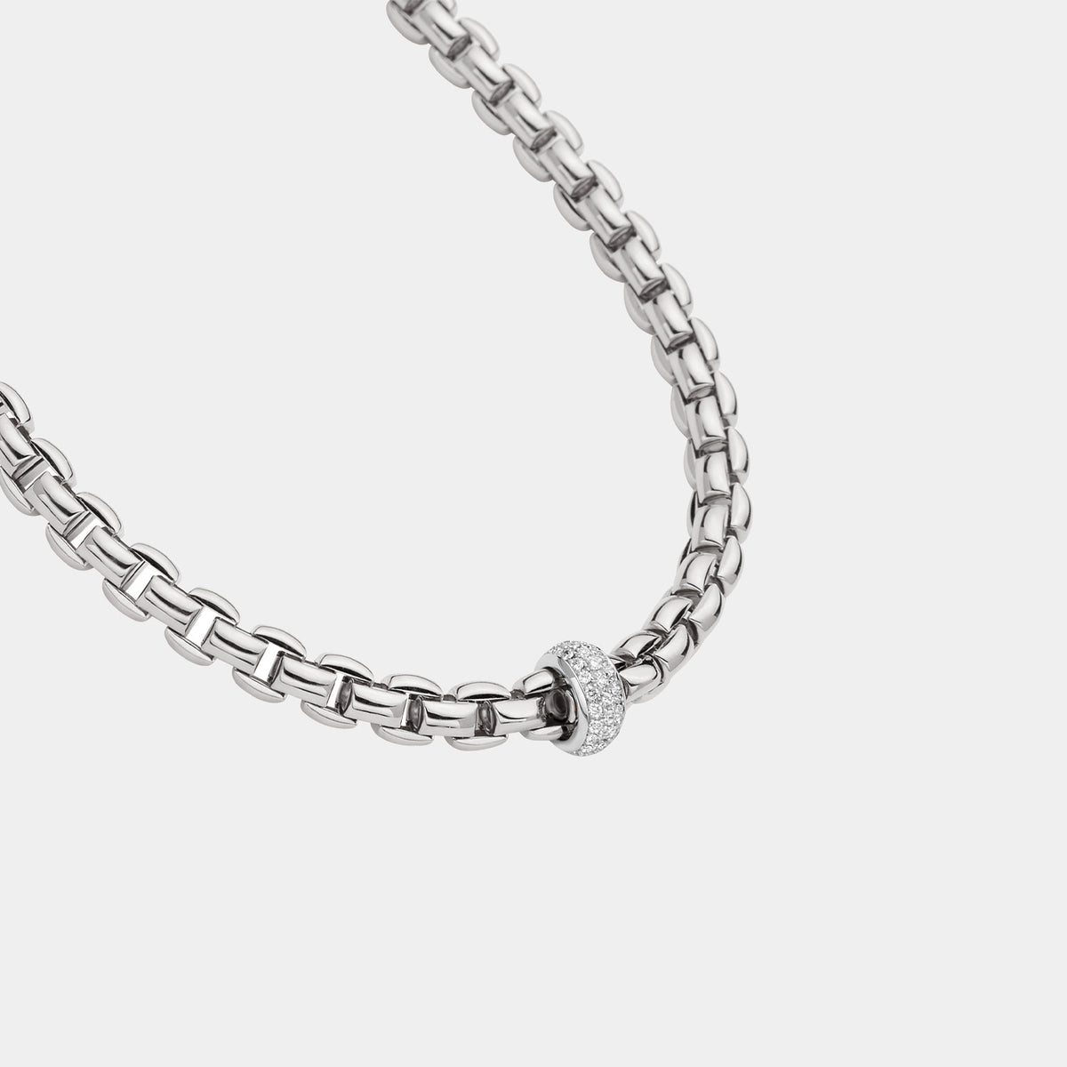 Eka Diamond Pavé Necklace
