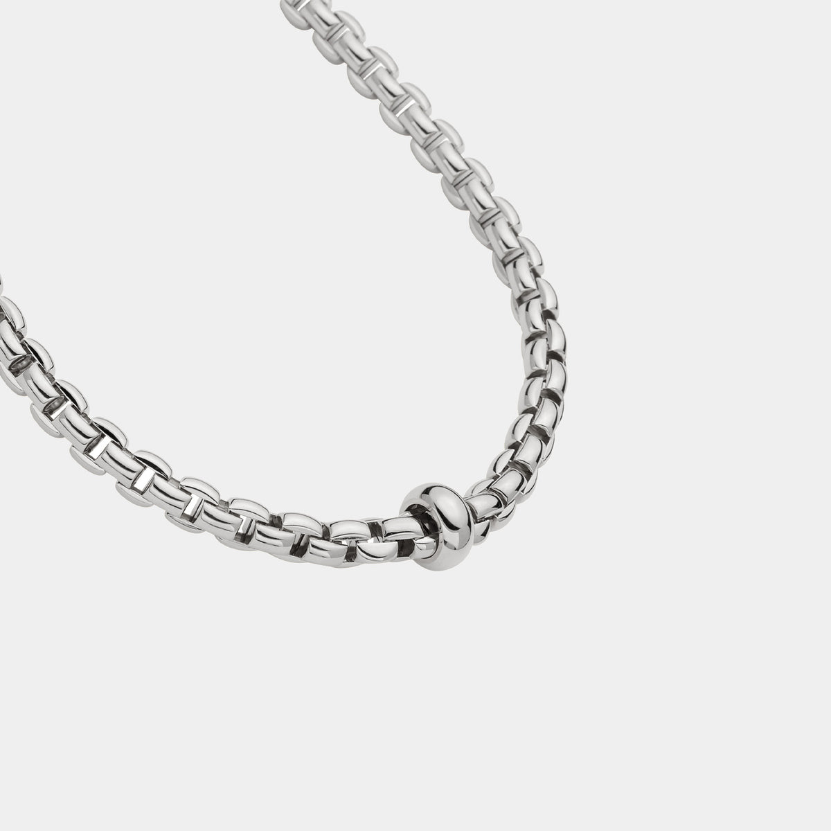 Eka Diamond Pavé Necklace