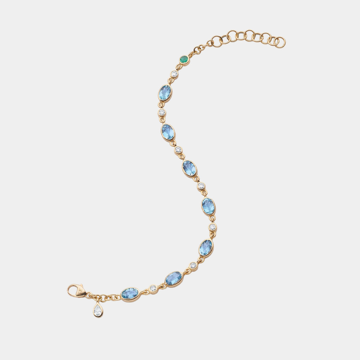 Aquamarine Tennis Bracelet in 18K Gold