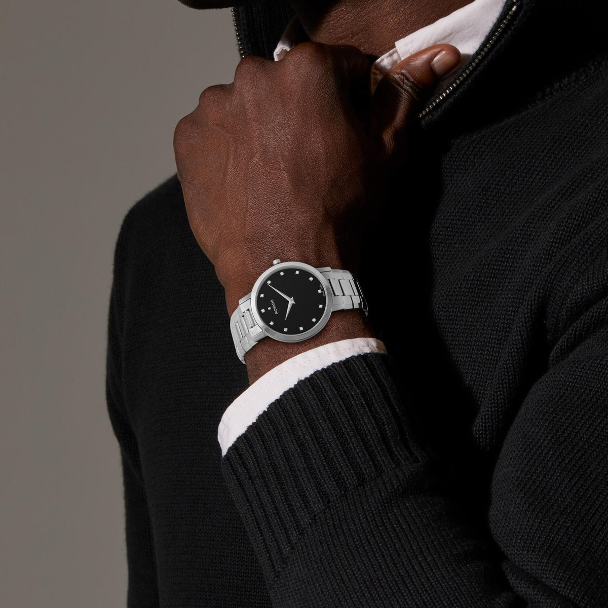 Faceto 39 mm - Black Dial on Stainless Steel Bracelet