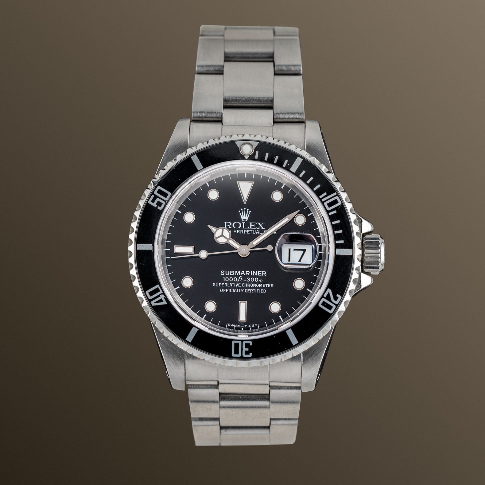 Rolex Submariner Date 40mm Black Dial - M16610