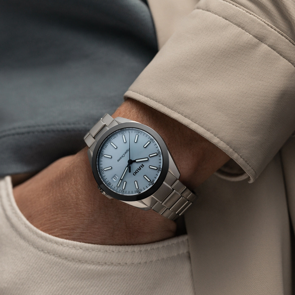 HyperChrome 41.5mm - Blue Dial on Bracelet