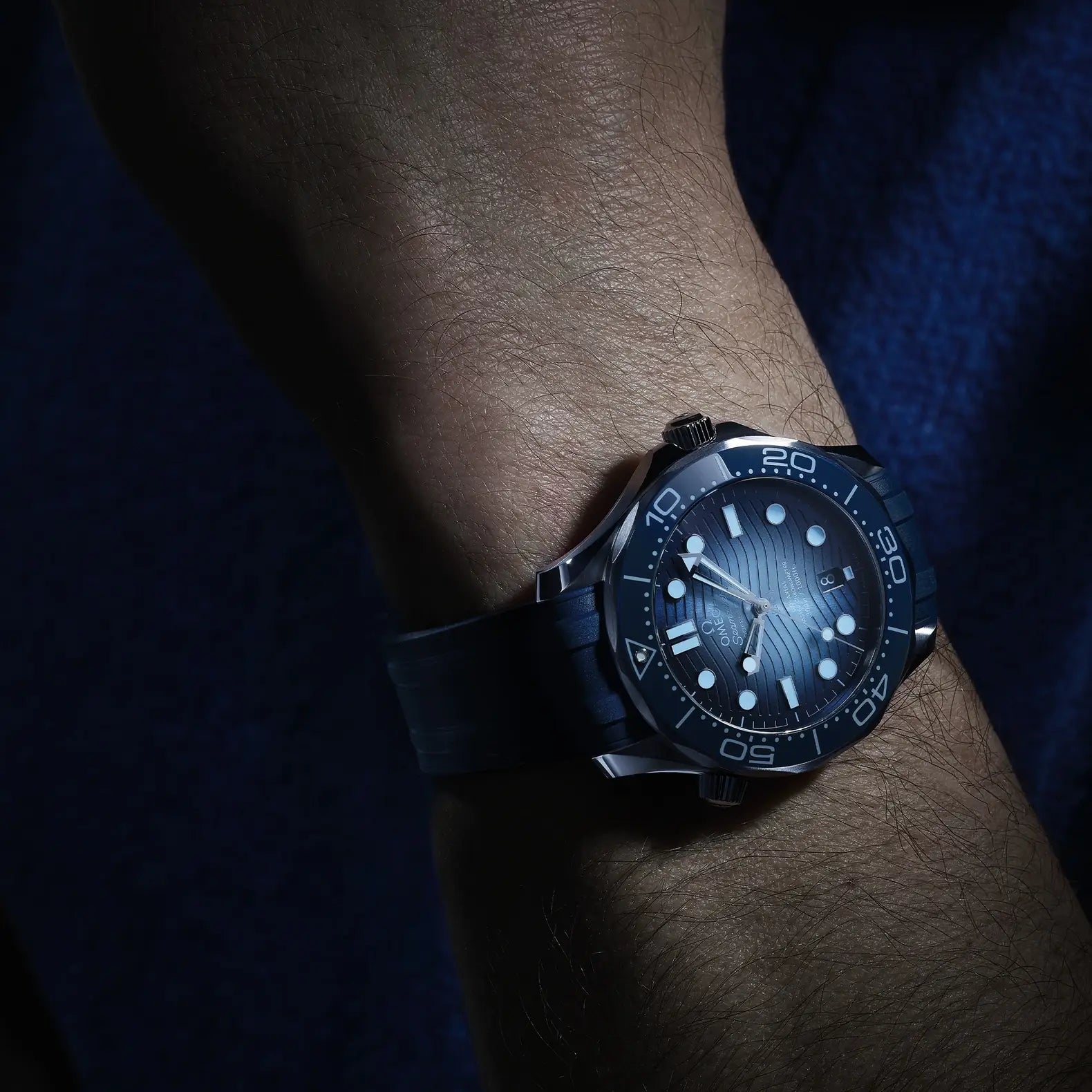 Seamaster Diver 300M 42mm - Blue Gradient Dial on Rubber Strap