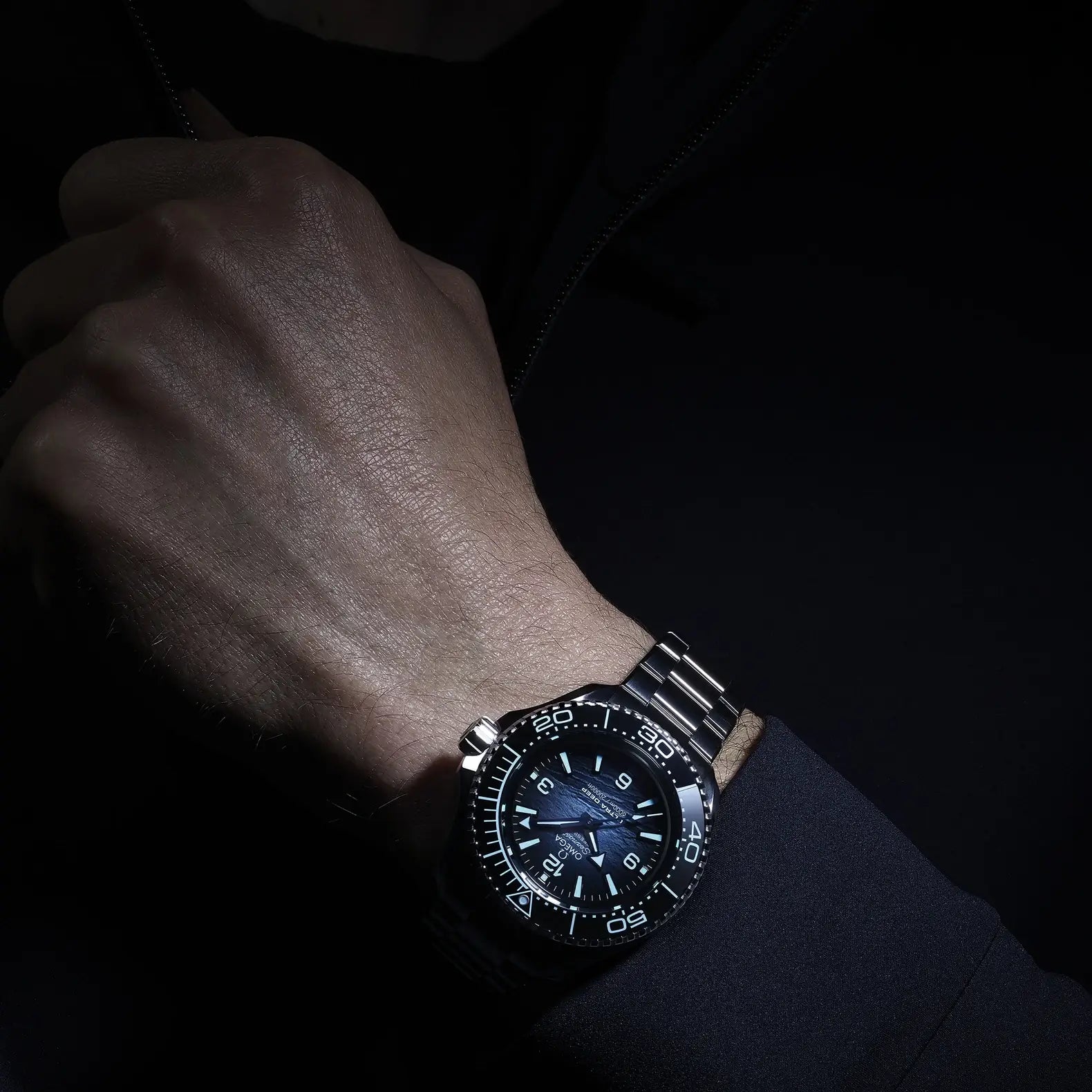 Seamaster Planet Ocean 6000M - Blue Textured Dial on Bracelet