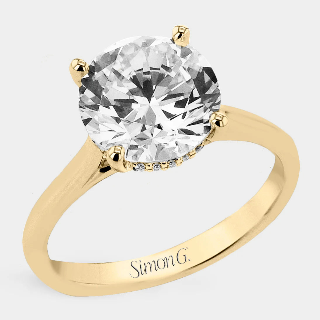 Round Solitaire 18k Yellow Gold Engagement Ring - LR4055