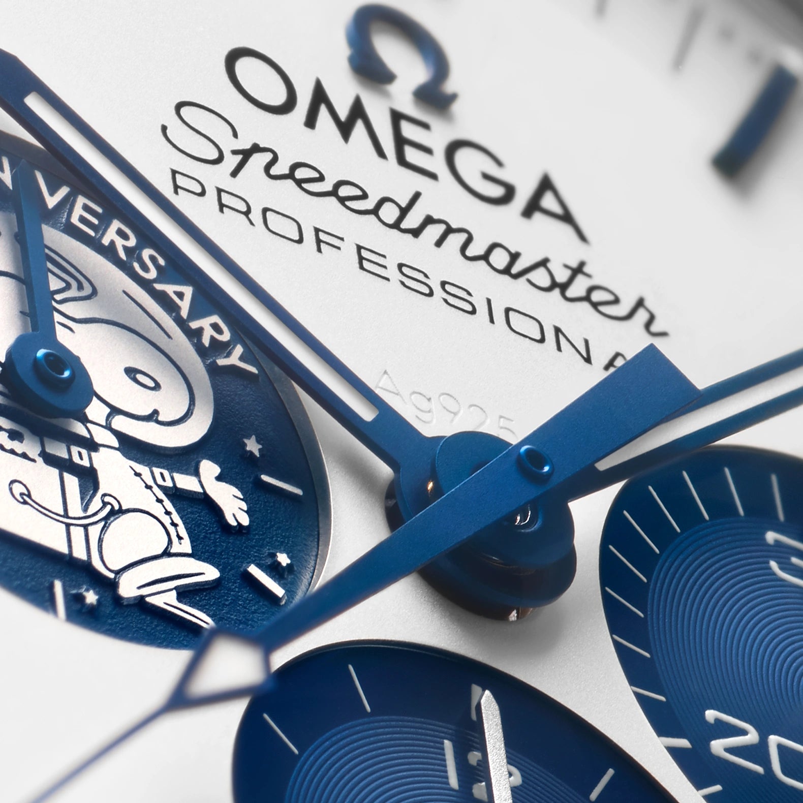 Speedmaster Snoopy 42mm - Silver Dial on Strap