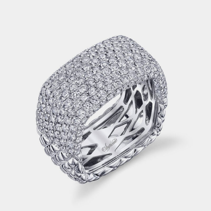 Pavé Argyle Diamond Wedding Ring