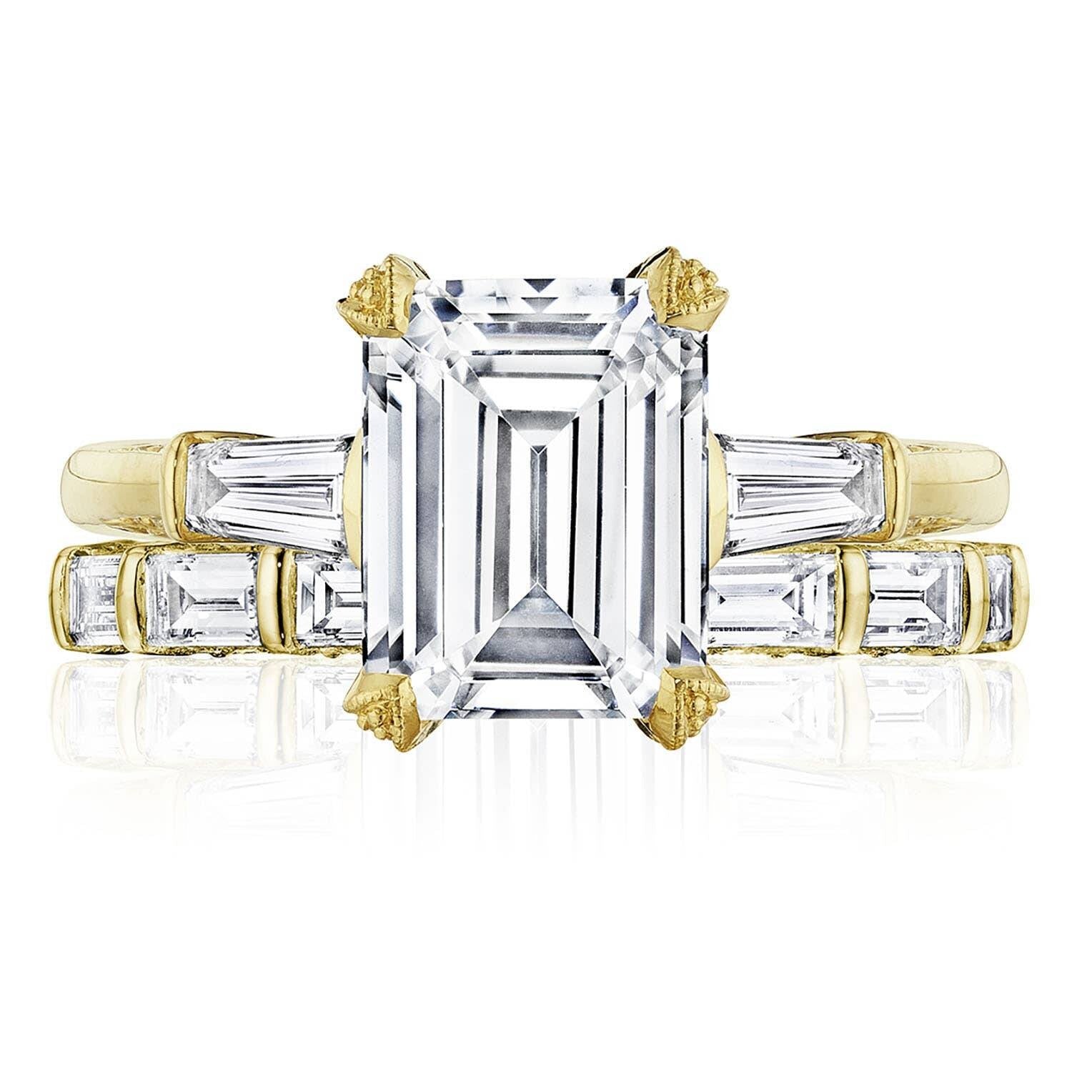 Emerald 3-Stone 18K Yellow Gold Engagement Ring - HT2657