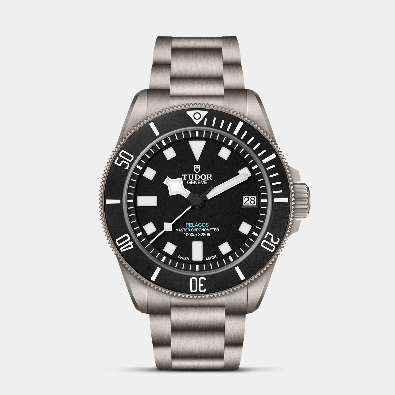 Pelagos Ultra dive watch on a grey background