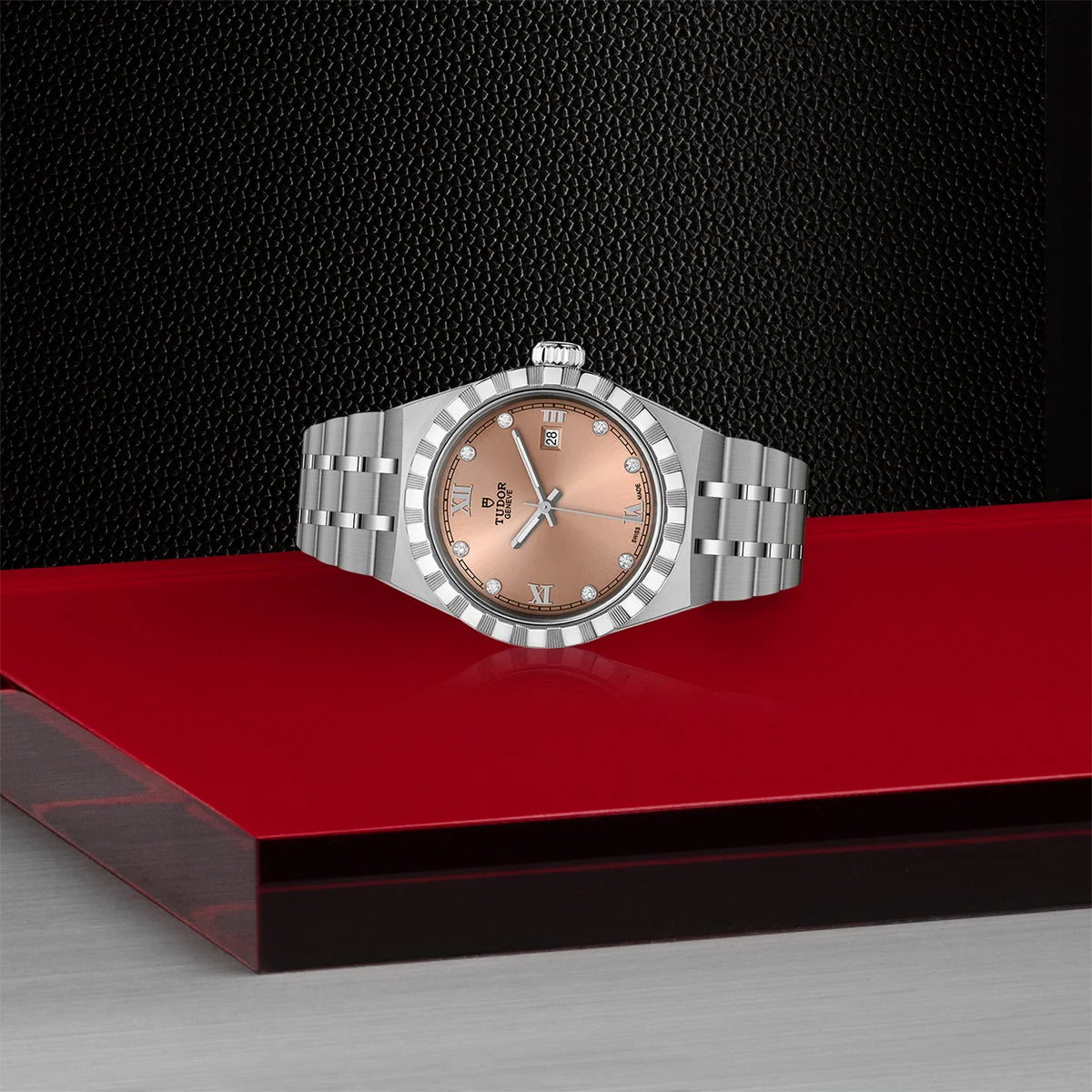 TUDOR Royal 28mm - Salmon Diamond Dial