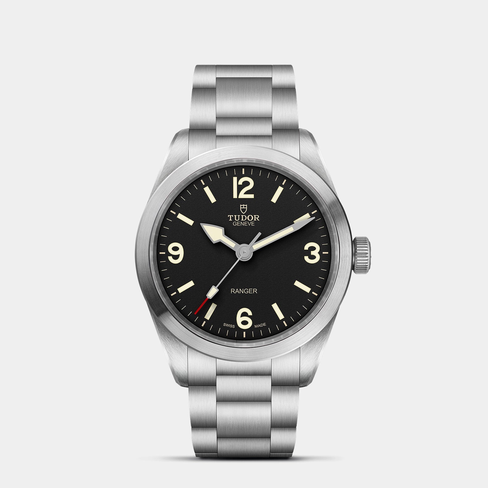 Ranger 39mm - Black Dial on 3-Link Bracelet