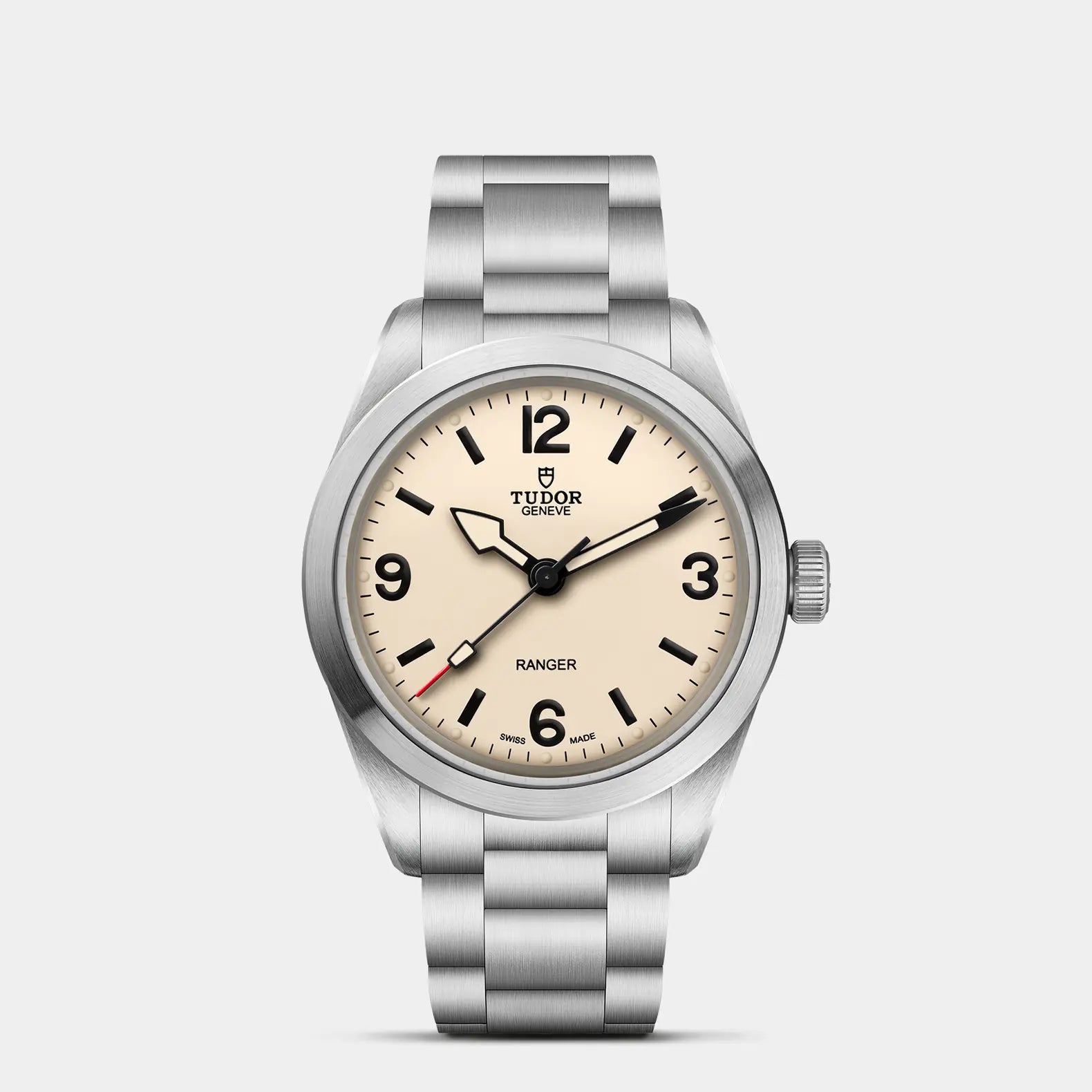 Ranger 39mm - Dune White Dial on 3-Link Bracelet