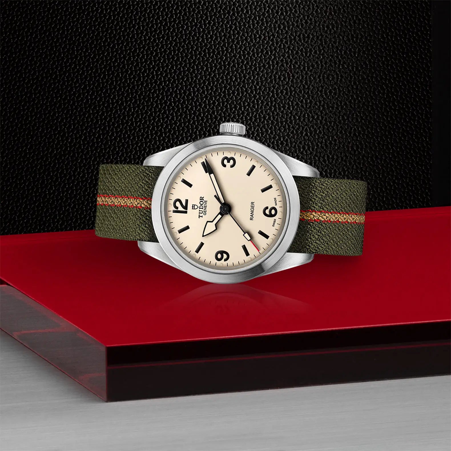 Ranger 39mm - Dune White Dial on Fabric Strap