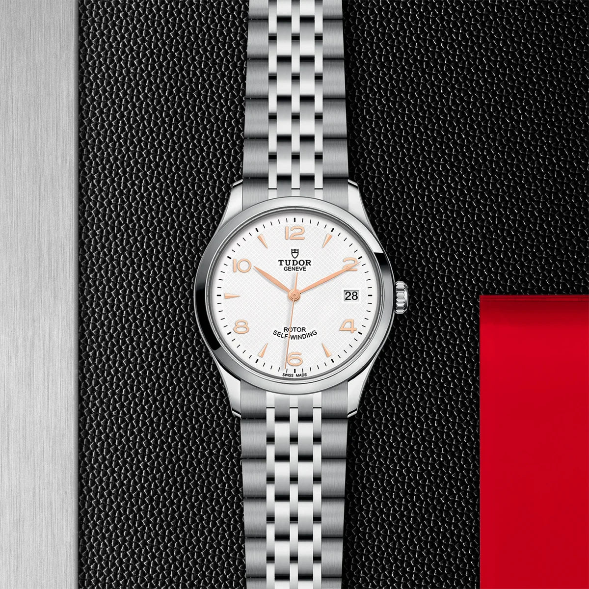 1926 36mm - White Dial on Bracelet