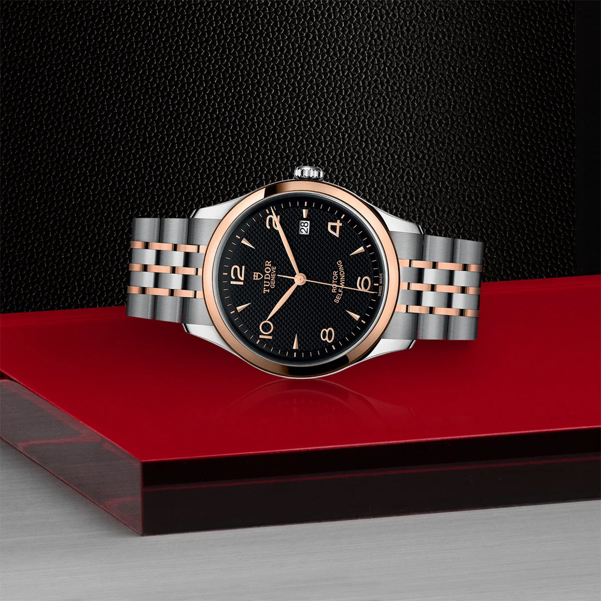 1926 Two-Tone 39mm - Black Dial on Bracelet
