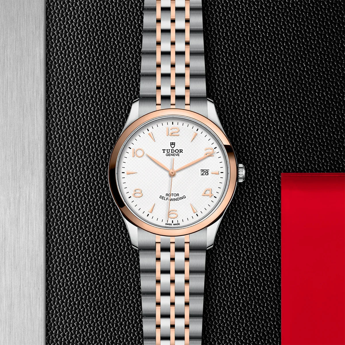 1926 Two-Tone 41mm - White Dial on Bracelet