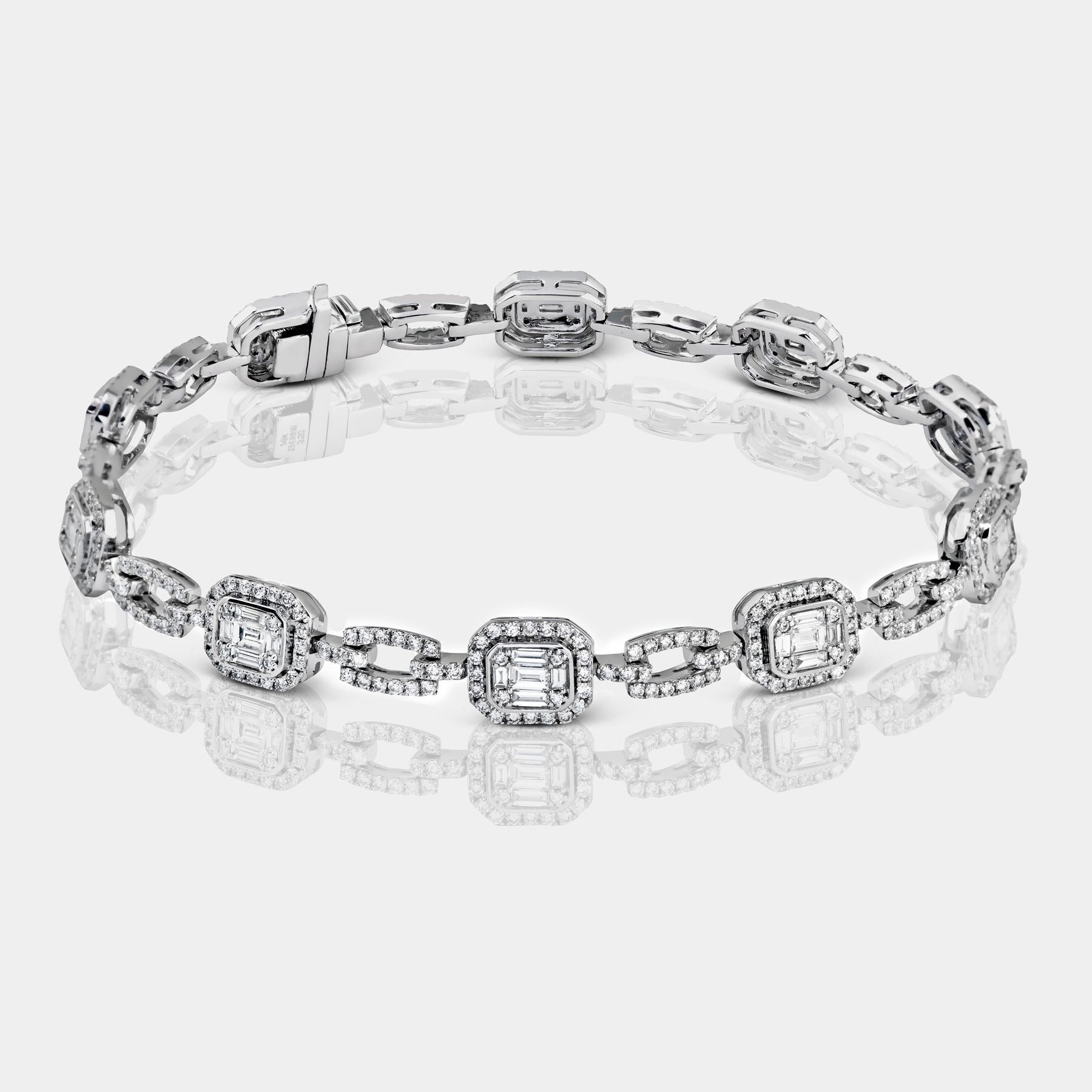 White gold diamond link bracelet