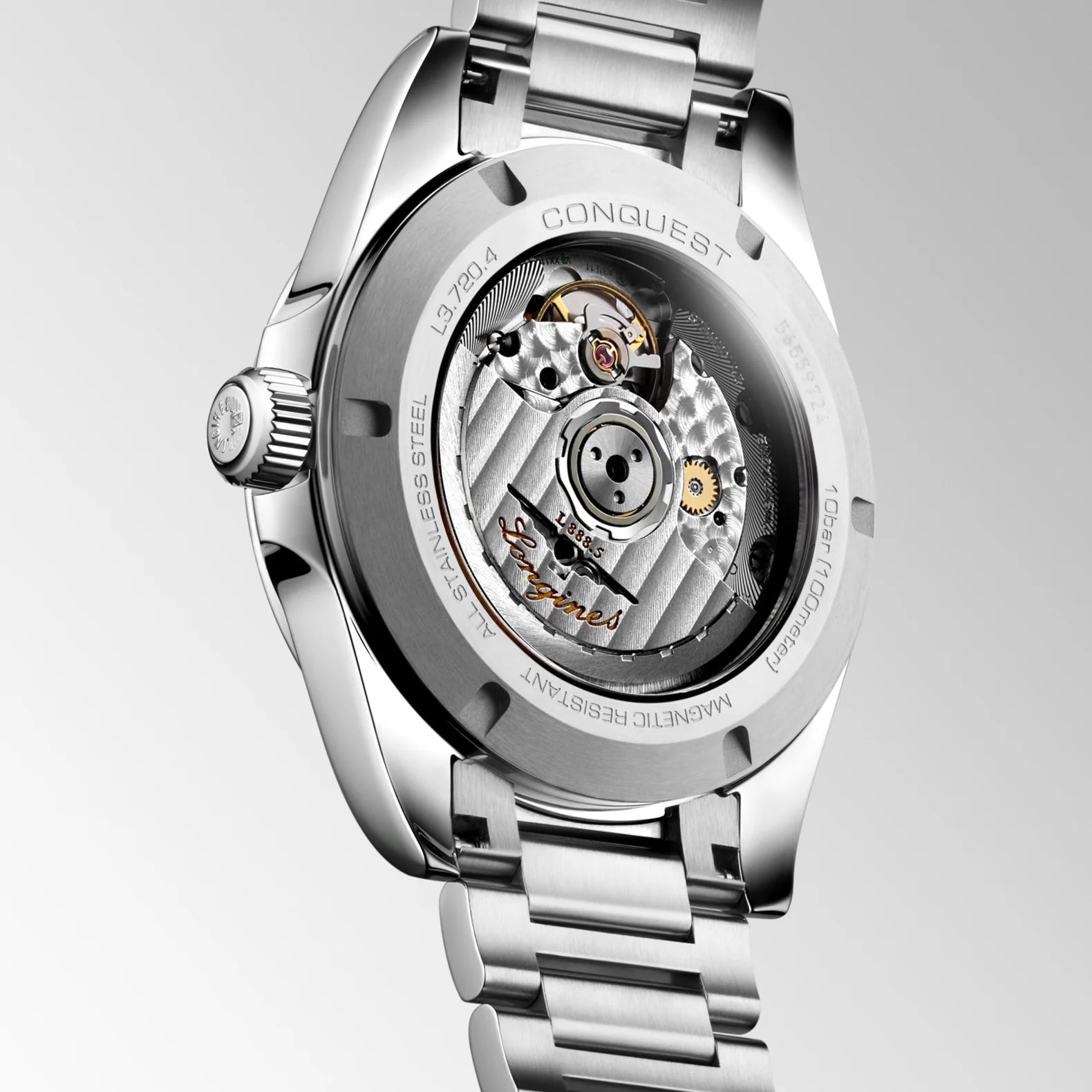 Conquest 38mm - Black Dial on Bracelet