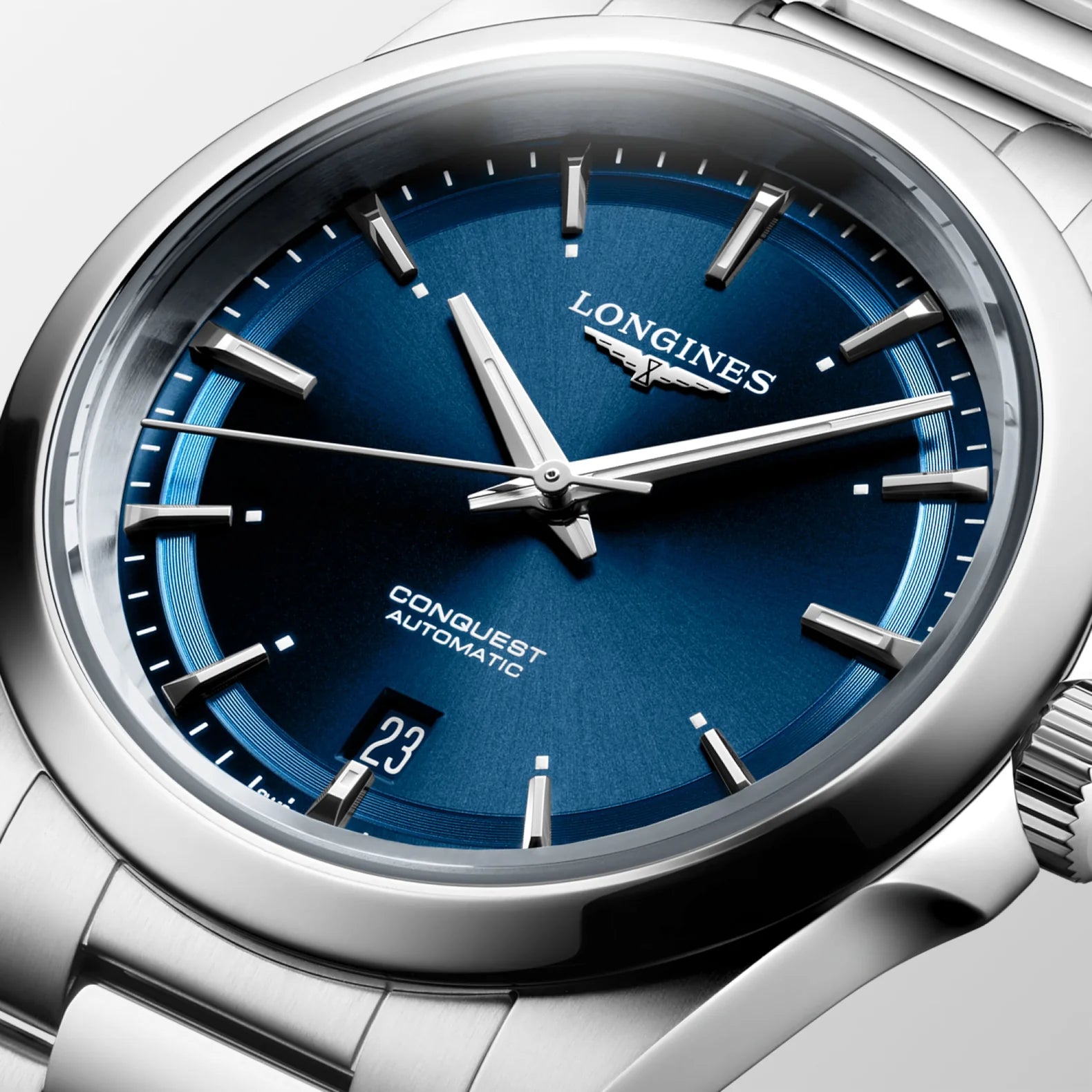 Conquest 38mm - Blue Dial on Bracelet