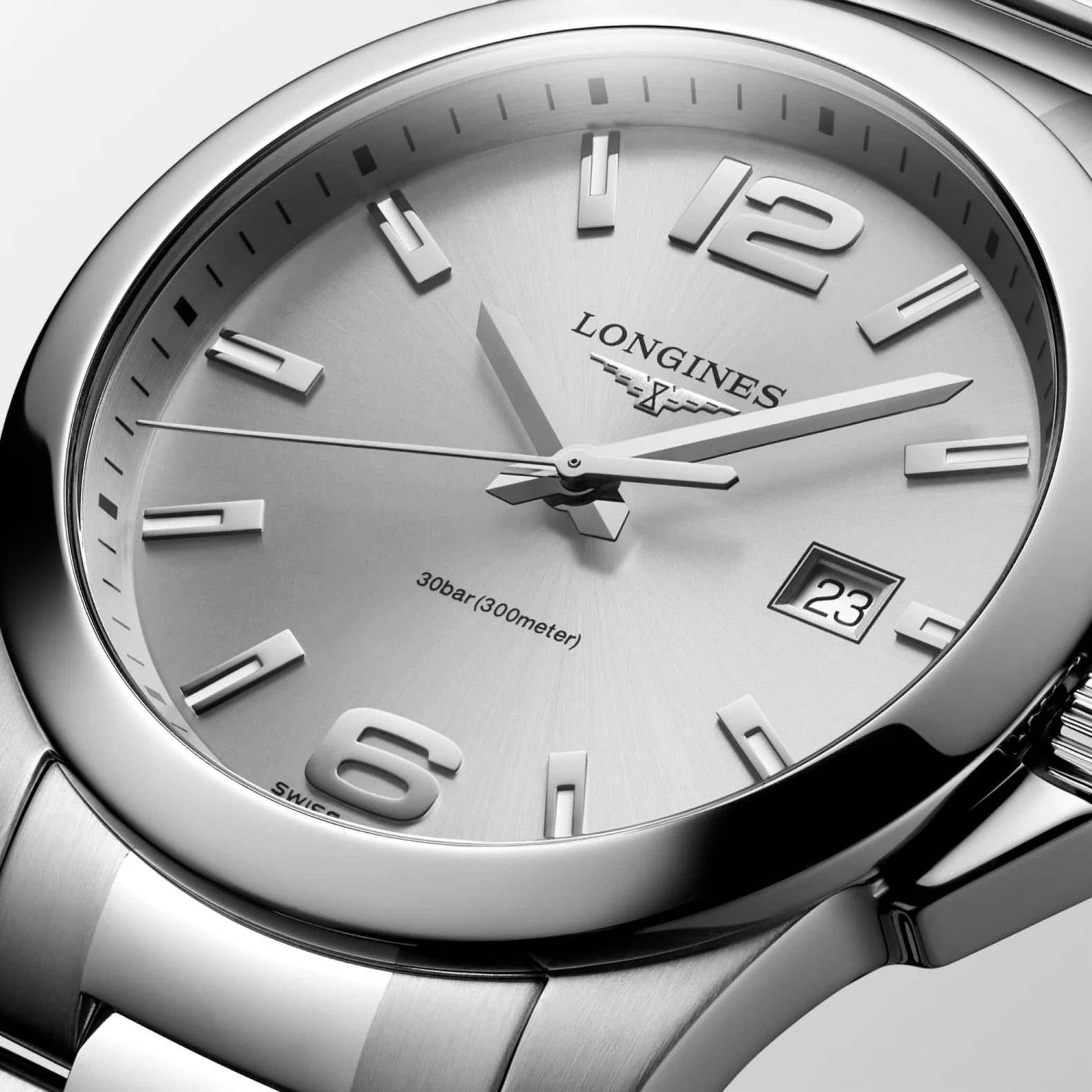 Conquest 41mm - Sunray Silver Dial on Bracelet