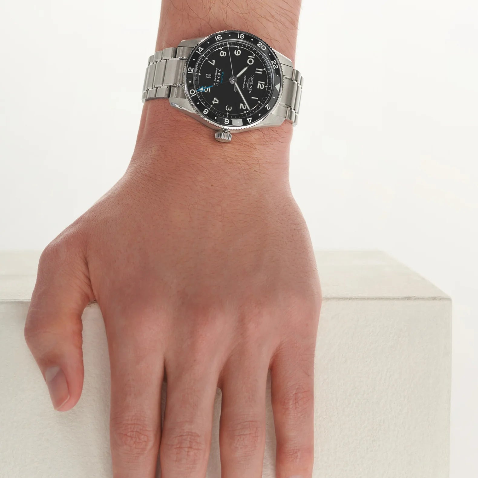 Spirit Zulu Time 42mm - Black Dial Black Bezel on Bracelet