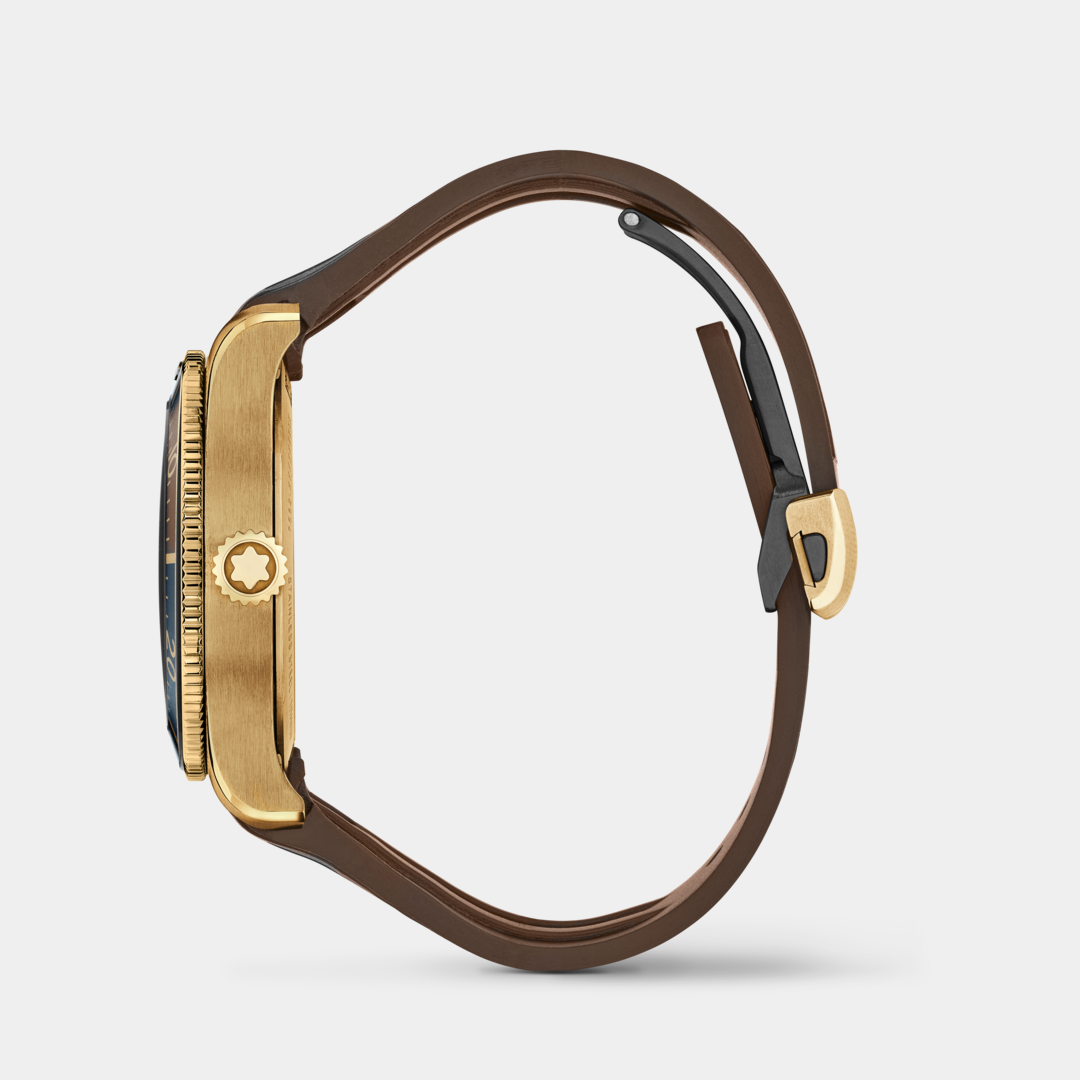 Iced Sea Date – Black Glacier Dial On Rubber Strap