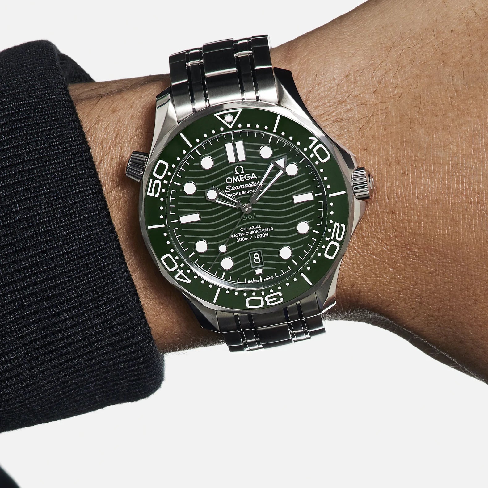 OMEGA Seamaster Diver 300M 42mm - Green Ceramic Dial on Bracelet