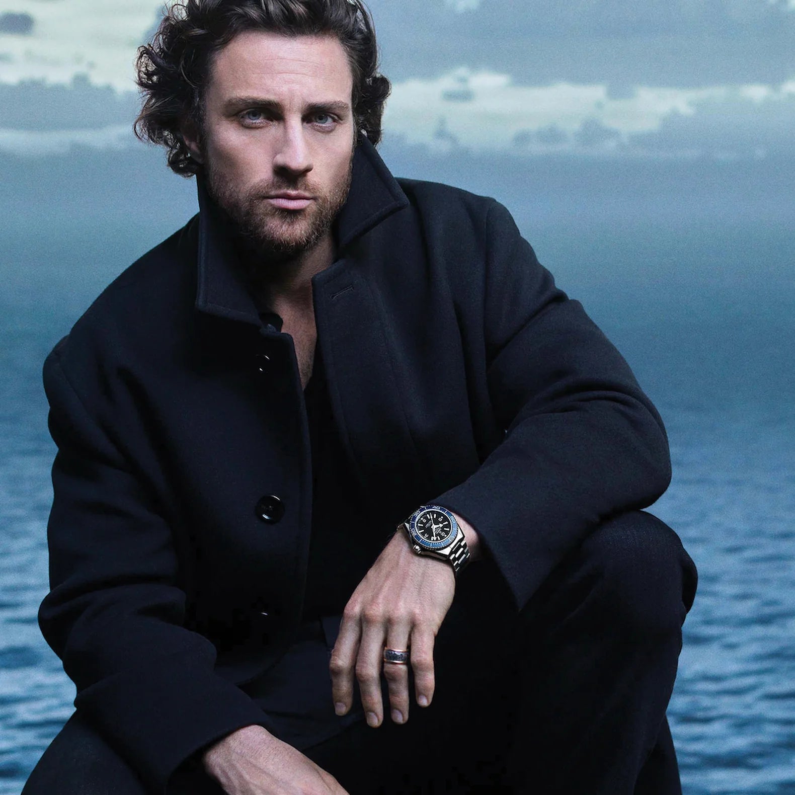 Seamaster Planet Ocean 42mm - Blue Bezel Black Dial on Bracelet