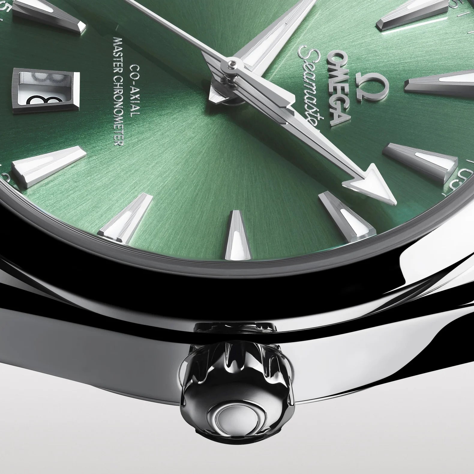 Seamaster Aqua Terra 38mm - Green Dial on Bracelet
