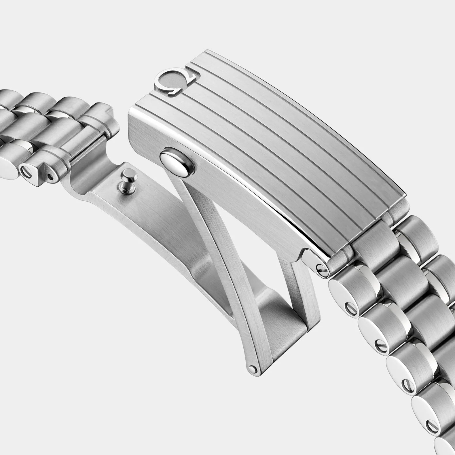 Speedmaster Moonwatch Professional Sapphire - Reverse Panda Dial on Bracelet