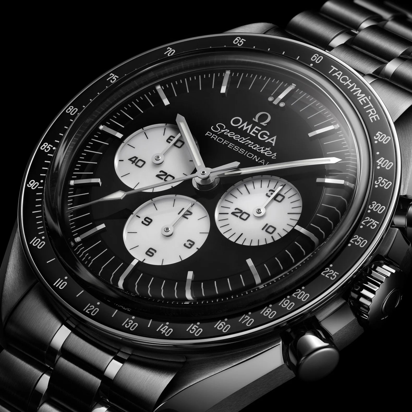 Speedmaster Moonwatch Professional Sapphire - Reverse Panda Dial on Bracelet