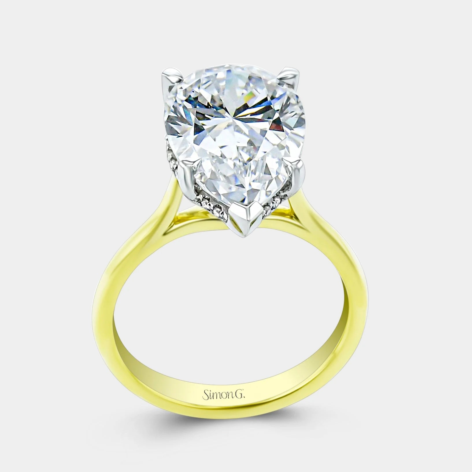 Pear Solitaire 18K Yellow Gold Engagement Ring - LR125