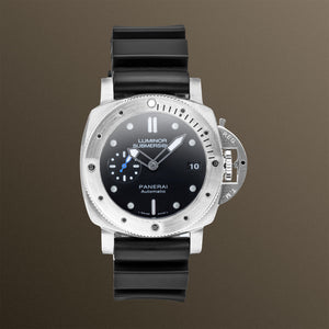 Panerai Luminor Submersible 42mm Black Dial - PAM00682