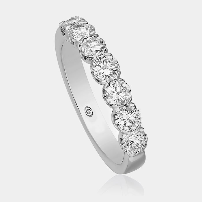 Round Diamond Wedding Ring