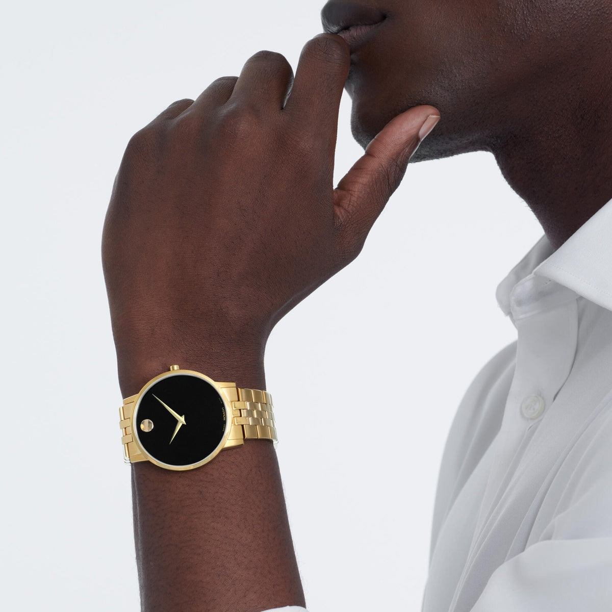 Movado | Museum Classic 40 mm - Black Dial on Gold PVD Bracelet