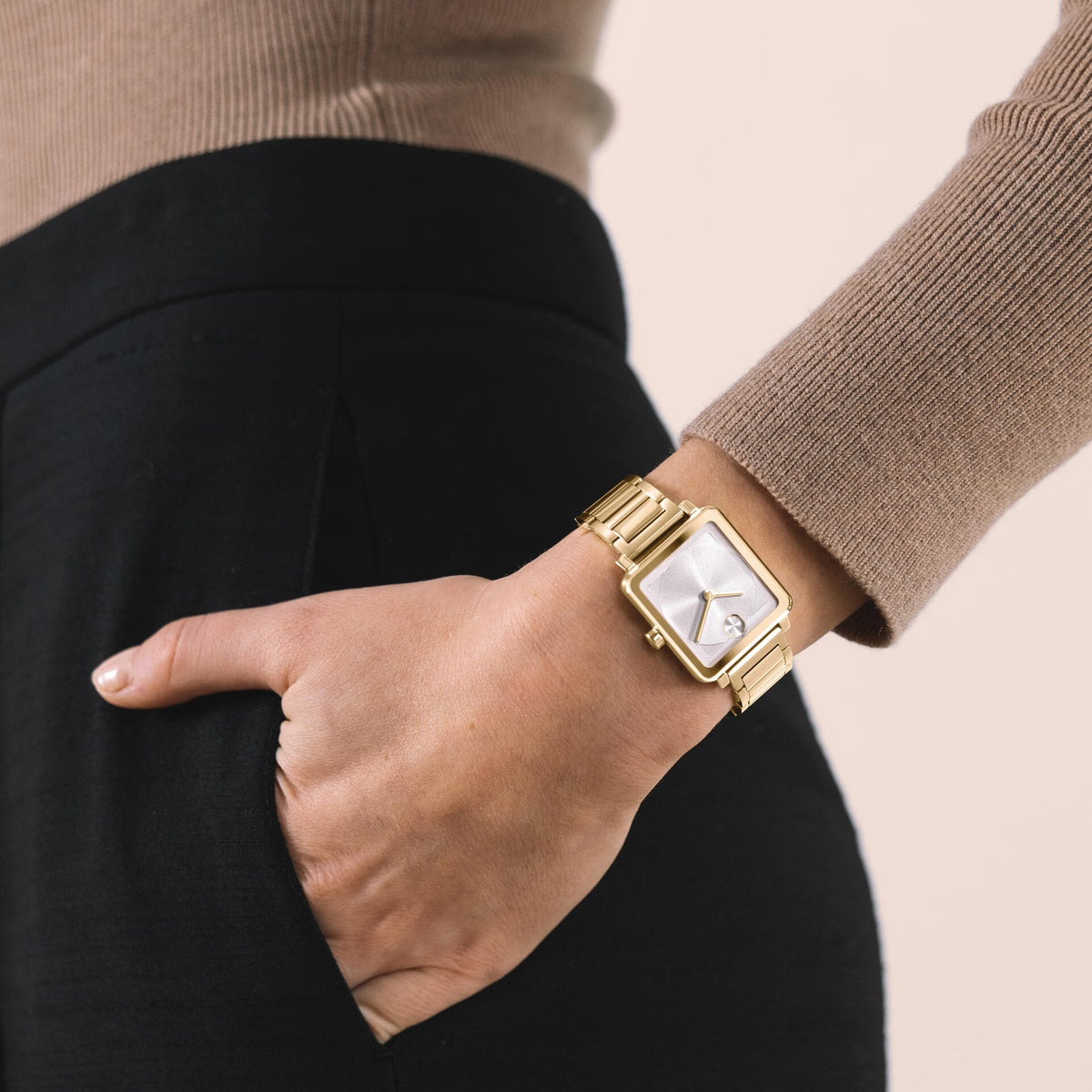 Movado | BOLD Evolution 2.0 Square Gold - White Dial on Bracelet