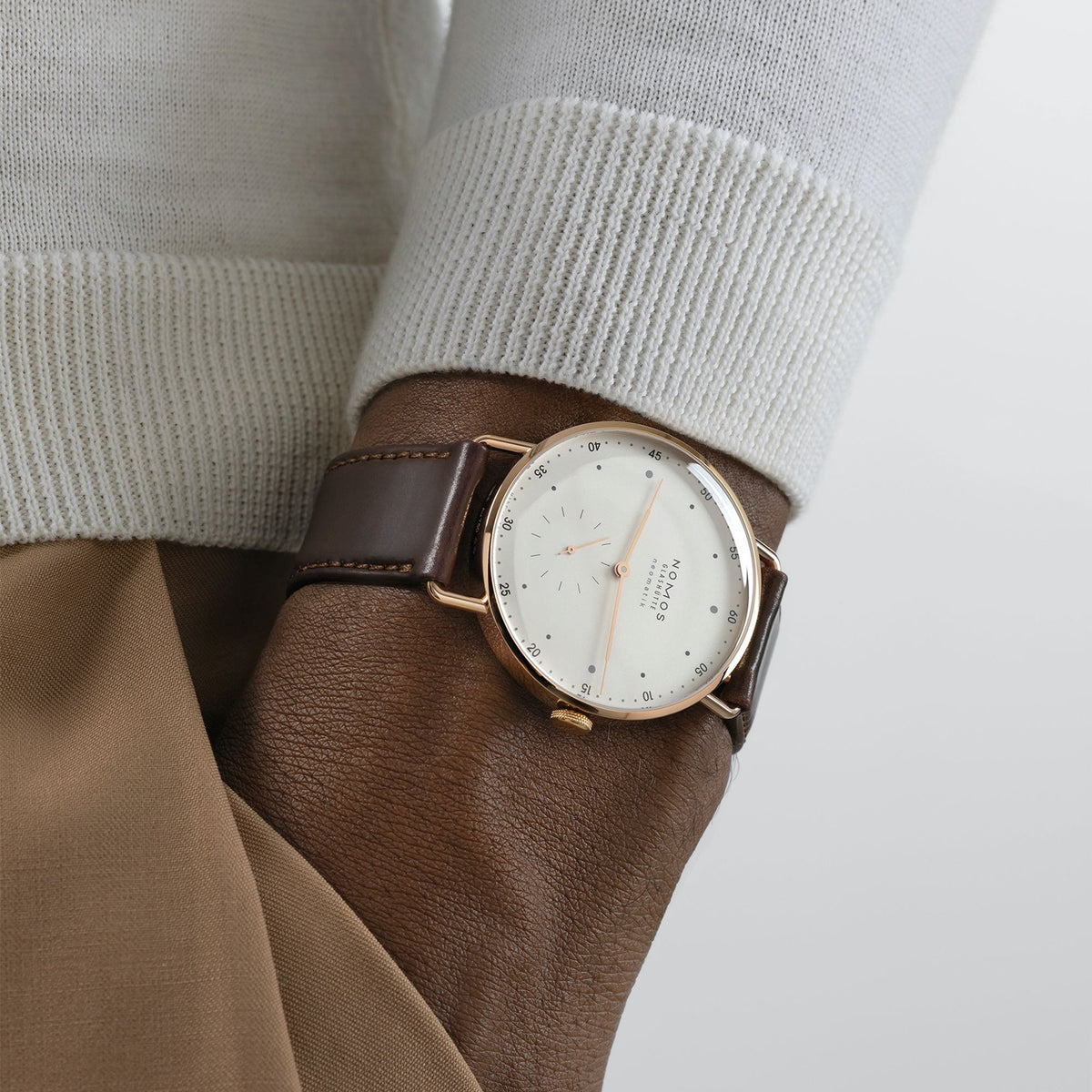 Metro Rose Gold neomatik 39 18K Rose Gold Watch