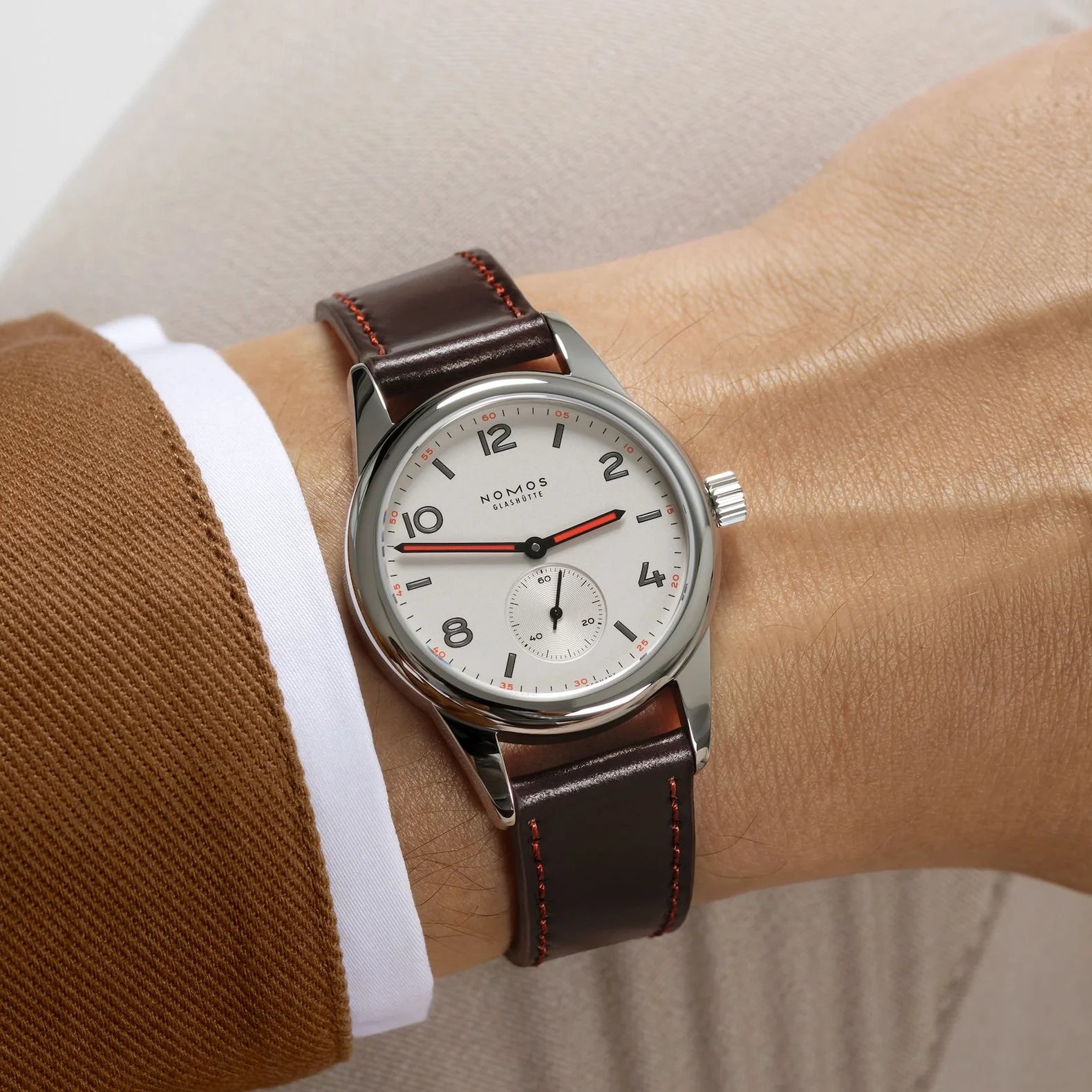Club 36mm – White Silver Dial on Strap