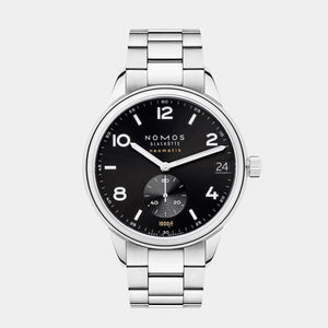 Club Sport Neomatik Date 42mm - Black Dial on Bracelet