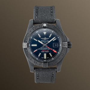 Breitling Avenger II GMT Night Mission 45mm - M32390