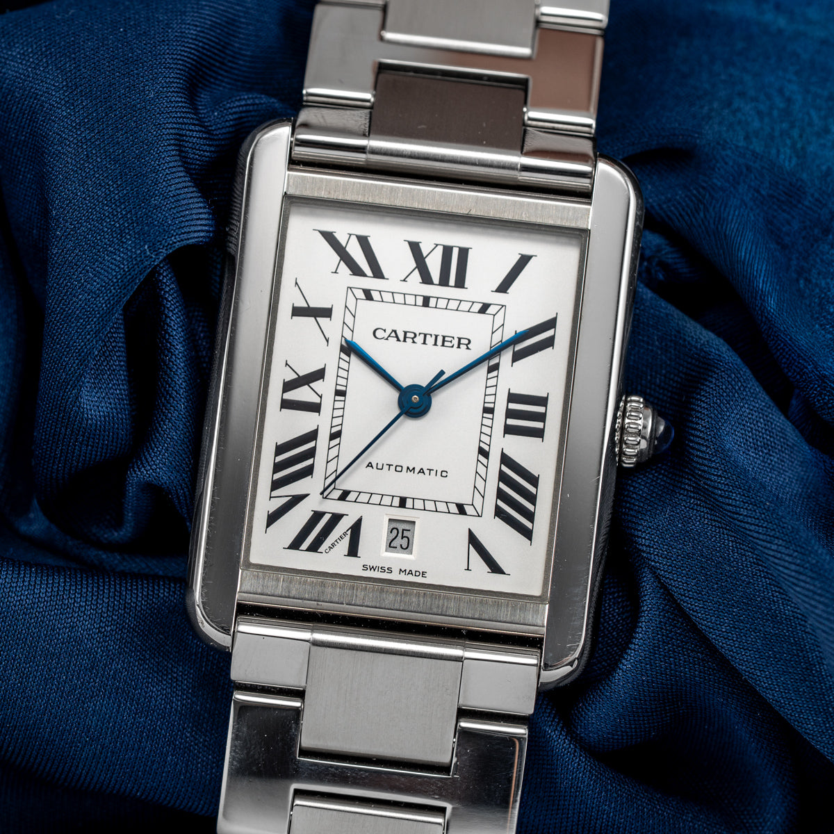 Cartier Tank Solo XL Silver Dial on Bracelet – W5200028