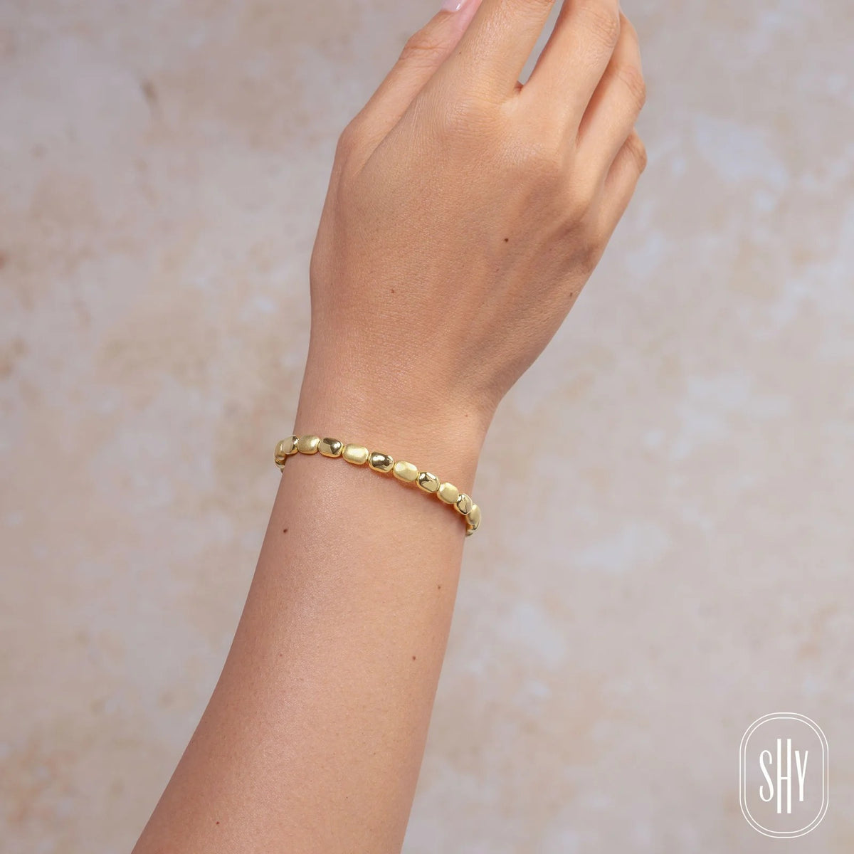Icon Solana Matte Bangle in 14K Yellow Gold