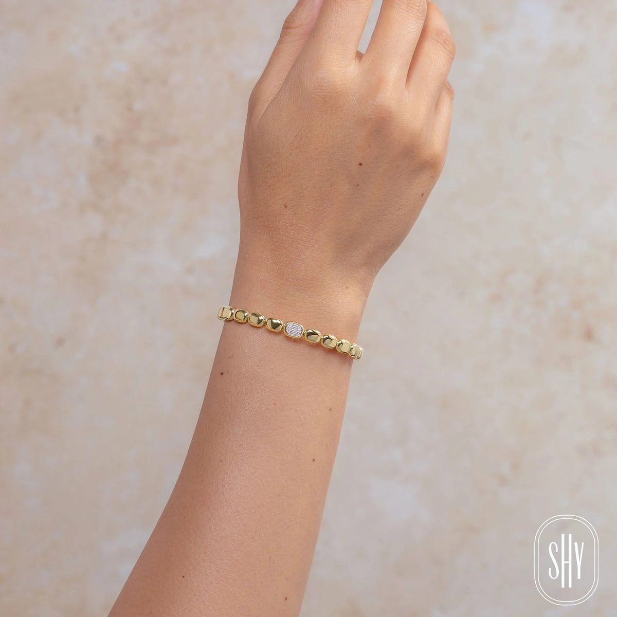 Icon Lumeria 0.10ct Diamond Baguette Bangle in 14K Yellow Gold